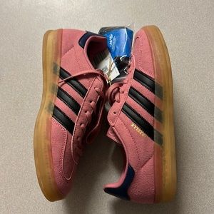 Addis’s Pink Gazelles